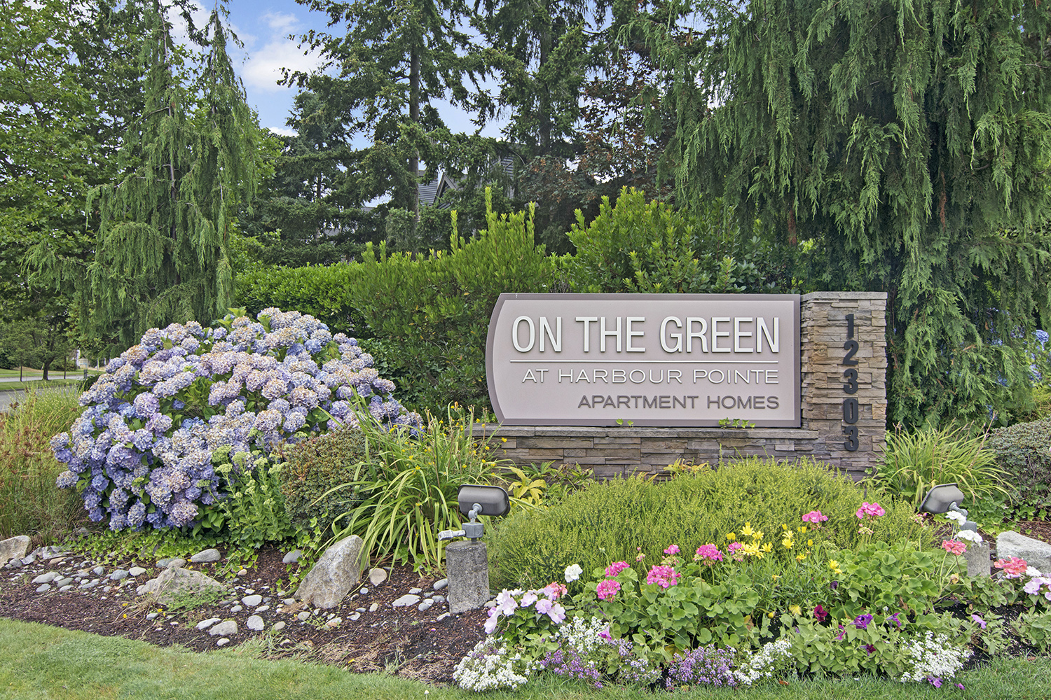 Photos and Video of On the Green Apartment Homes in Mukilteo, WA